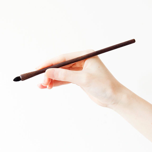 Shaquda UBU Smoky Eye Brush 824,SHHH,OMG shampoo,Kore,hong kong salon,洗頭水,上環 hair salon,hair salon sheung wan,hair salon central,hair spa hong kong,luxury hair salon